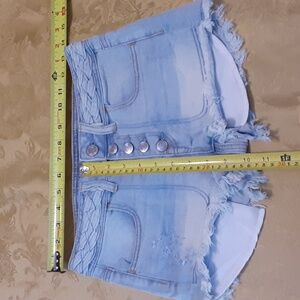 AMERICAN EAGLE OUTFITTERS BEAUTIFUL SHORT JEANS STRETCH Size 0 WOMENS Color Blue